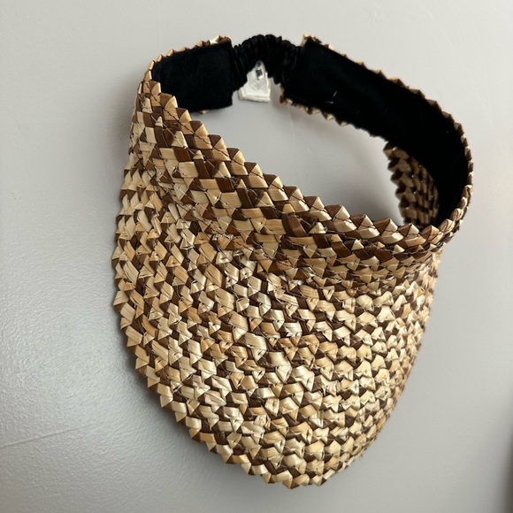 NWT Women’s Straw Sun Visor Hat - Picture 2 of 2